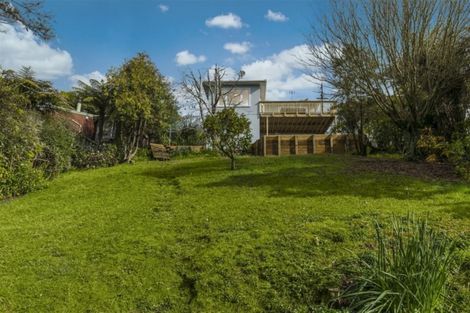 Photo of property in 86 Shetland Street, Glen Eden, Auckland, 0602