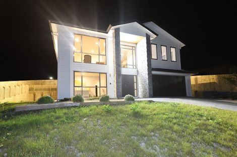 Photo of property in 6 Celestial Crescent, Orewa, 0931