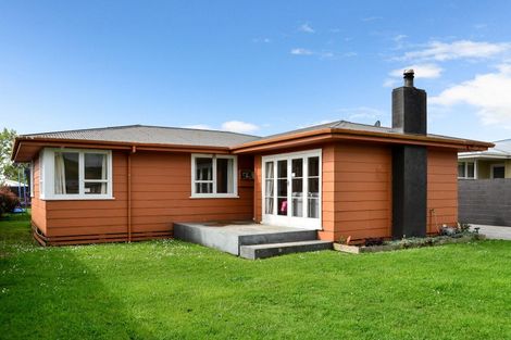 Photo of property in 16 Porritt Avenue, Huntly, 3700