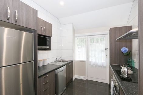 Photo of property in 84 Salamanca Road, Kelburn, Wellington, 6012