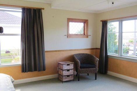 Photo of property in 15 Omata Road, Westown, New Plymouth, 4310