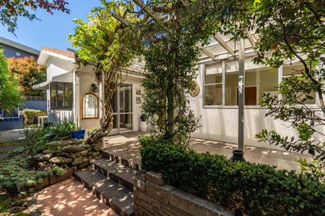 Photo of property in 49 Charles Street, Westshore, Napier, 4110