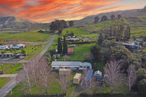 Photo of property in 9 Blake Street, Porangahau, 4291