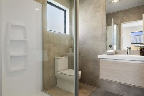 Photo of property in 41 Taikura Avenue, Red Beach, 0932