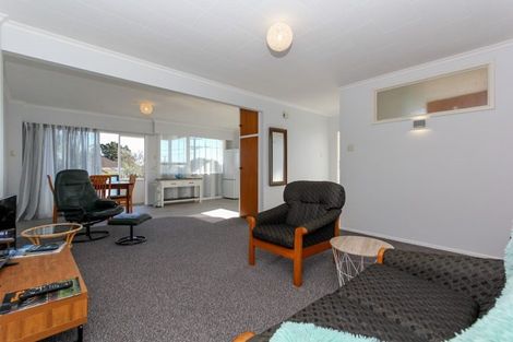 Photo of property in 21a Dorset Avenue, Westown, New Plymouth, 4310