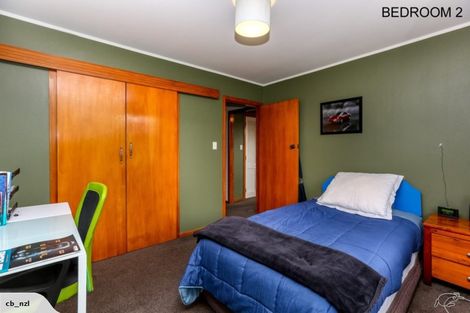 Photo of property in 25 Manu Crescent, Upper Vogeltown, New Plymouth, 4310