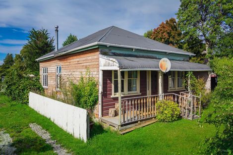 Photo of property in 7 Holmes Street, Waimate, 7924
