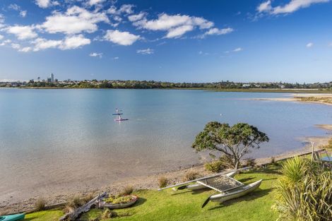 Photo of property in 7 Beresford Street, Bayswater, Auckland, 0622