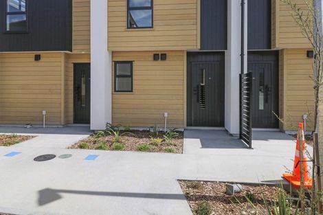 Photo of property in 61 Te Ara O Papatahi, Wainuiomata, Lower Hutt, 5014