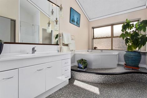 Photo of property in 37 Hikurangi Street, Whakatane, 3120