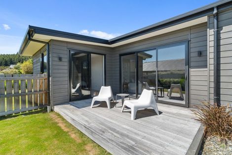 Photo of property in 9 Centre Crescent, Wanaka, 9305