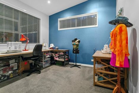 Photo of property in 58a Peter Terrace, Castor Bay, Auckland, 0620