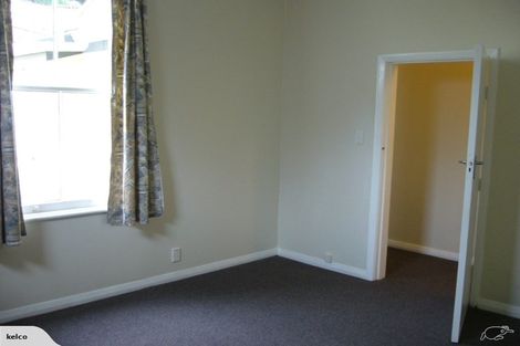 Photo of property in 4 Hawker Street, Mount Victoria, Wellington, 6011