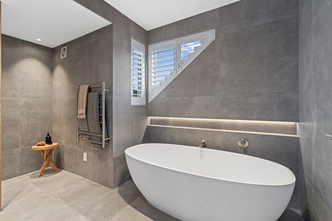 Photo of property in 3 Ngahere Street, Fendalton, Christchurch, 8041