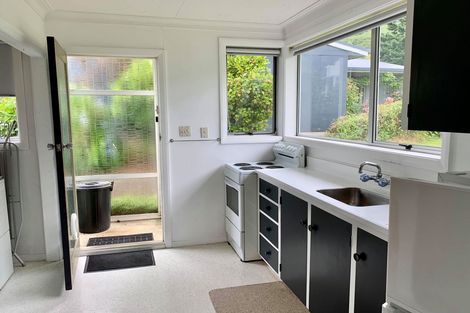 Photo of property in 12 Larkins Street, Helensburgh, Dunedin, 9010