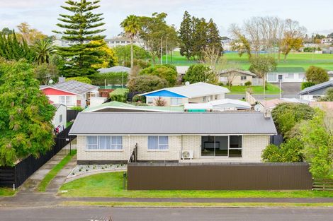 Photo of property in 3 Arkle Place, Nawton, Hamilton, 3200