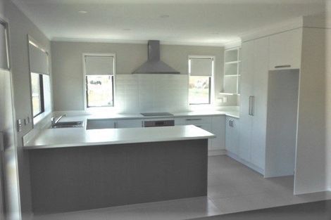 Photo of property in 291 Dixon Road, Fitzroy, Hamilton, 3206