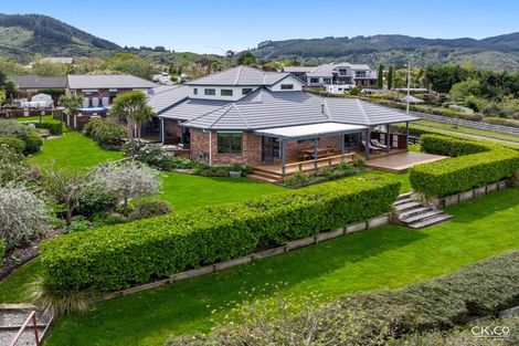 Photo of property in 63 Kirton Drive, Riverstone Terraces, Upper Hutt, 5018