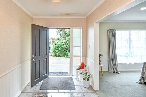 Photo of property in 13 Moss Crescent, Takanini, 2112