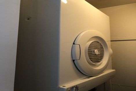 Photo of property in 1b/5 Charlotte Street, Eden Terrace, Auckland, 1021