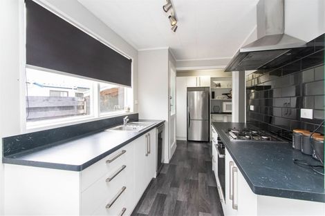 Photo of property in 5 Tainui Terrace, Inglewood, 4330