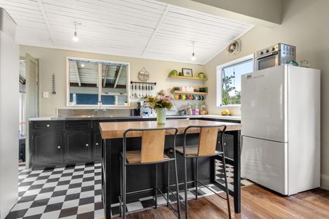 Photo of property in 160 Fitzherbert Street, Featherston, 5710