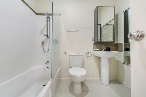 Photo of property in 435b West Coast Road, Glen Eden, Auckland, 0602