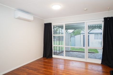 Photo of property in 98 Prestons Road, Redwood, Christchurch, 8051