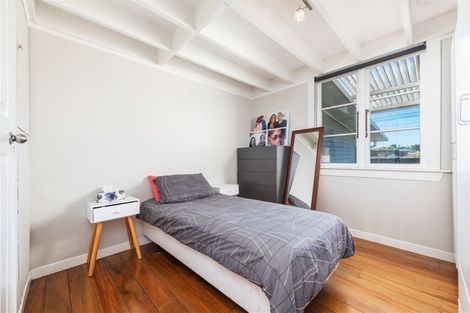 Photo of property in 13 Forest Hill Road, Henderson, Auckland, 0612