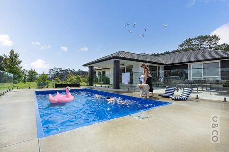 Photo of property in 43e Terry Smyth Drive, Kumeu, 0892