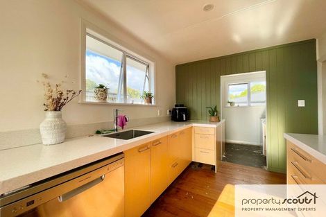Photo of property in 19 Woodleigh Street, Frankleigh Park, New Plymouth, 4310