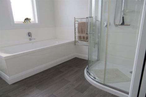 Photo of property in 807 Queen Sh25 Street, Thames, 3500