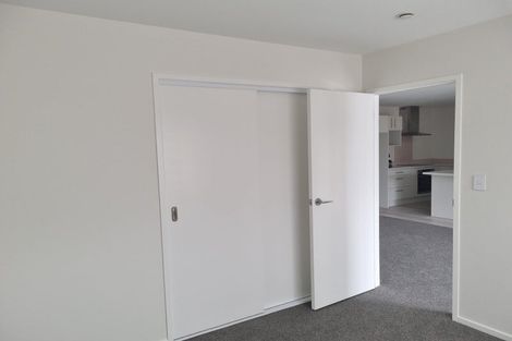 Photo of property in 8 Julian Place, Westown, New Plymouth, 4310