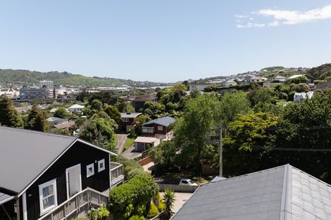 Photo of property in 10 Arawhata Street, Ranui, Porirua, 5024