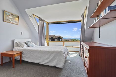 Photo of property in 6 Stevenson Way, Cockle Bay, Auckland, 2014