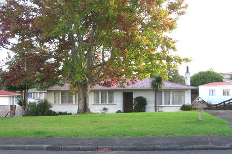 Photo of property in 19 Cornwall Street, Te Atatu South, Auckland, 0610