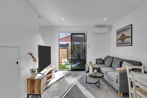 Photo of property in 8/3 Shearer Avenue, Papanui, Christchurch, 8052