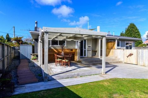 Photo of property in 8 Ngahu Street, Fairy Springs, Rotorua, 3015