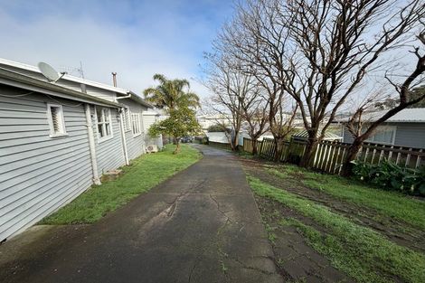 Photo of property in 4 Tui Avenue, Forest Lake, Hamilton, 3200