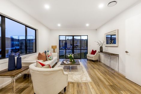 Photo of property in 4 Ahorangi Road, Silverdale, 0932