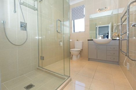 Photo of property in 22 Belle-mer Place, Gulf Harbour, Whangaparaoa, 0930