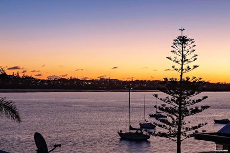 Photo of property in 3/43 The Parade, Bucklands Beach, Auckland, 2012