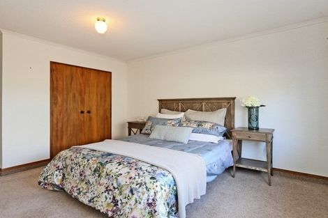 Photo of property in 174b Gloucester Street, Taradale, Napier, 4112