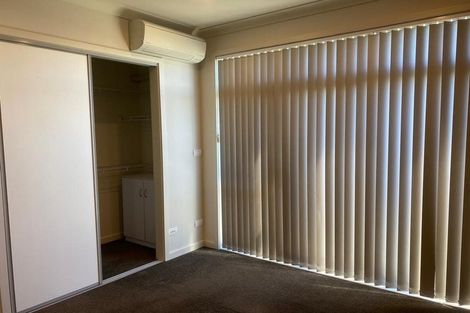 Photo of property in 5 Vigour Lane, Papakura, 2110