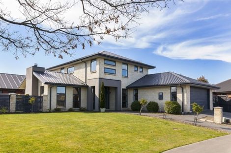 Photo of property in 1 Hawthorn Mews, Rangiora, 7400