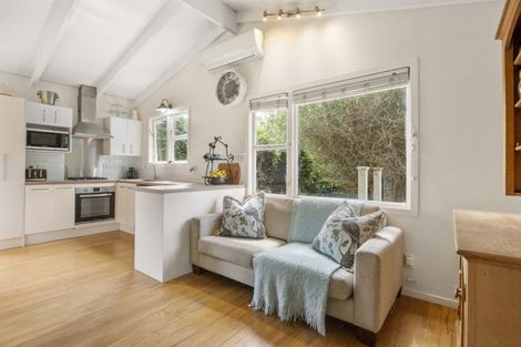 Photo of property in 65 Stevenson Road, Clarks Beach, 2122