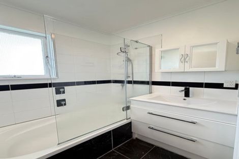 Photo of property in 327 Rodney Street, Wellsford, 0900