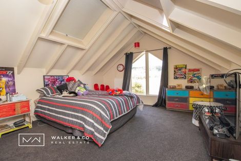 Photo of property in 15 Pempsey Street, Silverstream, Upper Hutt, 5019