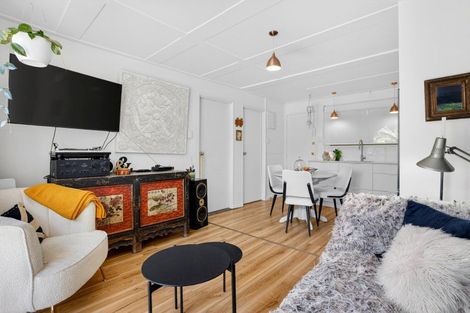 Photo of property in 280a Motutara Road, Muriwai, Waimauku, 0881