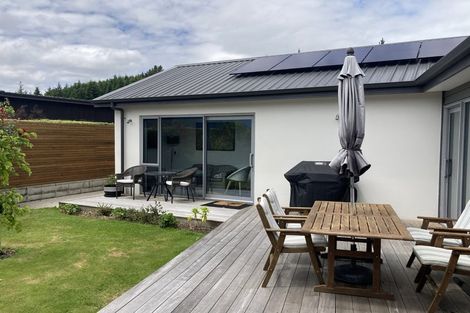 Photo of property in 3 Edgewood Place, Wanaka, 9305